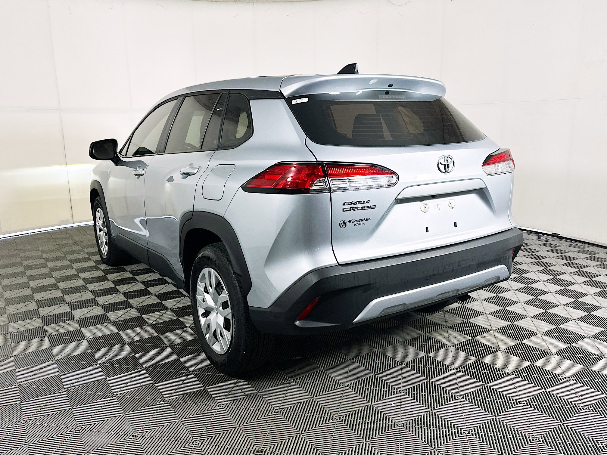 Used 2022 Toyota Corolla Cross L FWD image 5