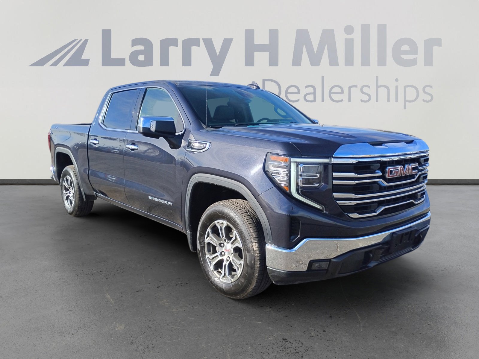 Used 2024 GMC Sierra 1500 SLT image 7