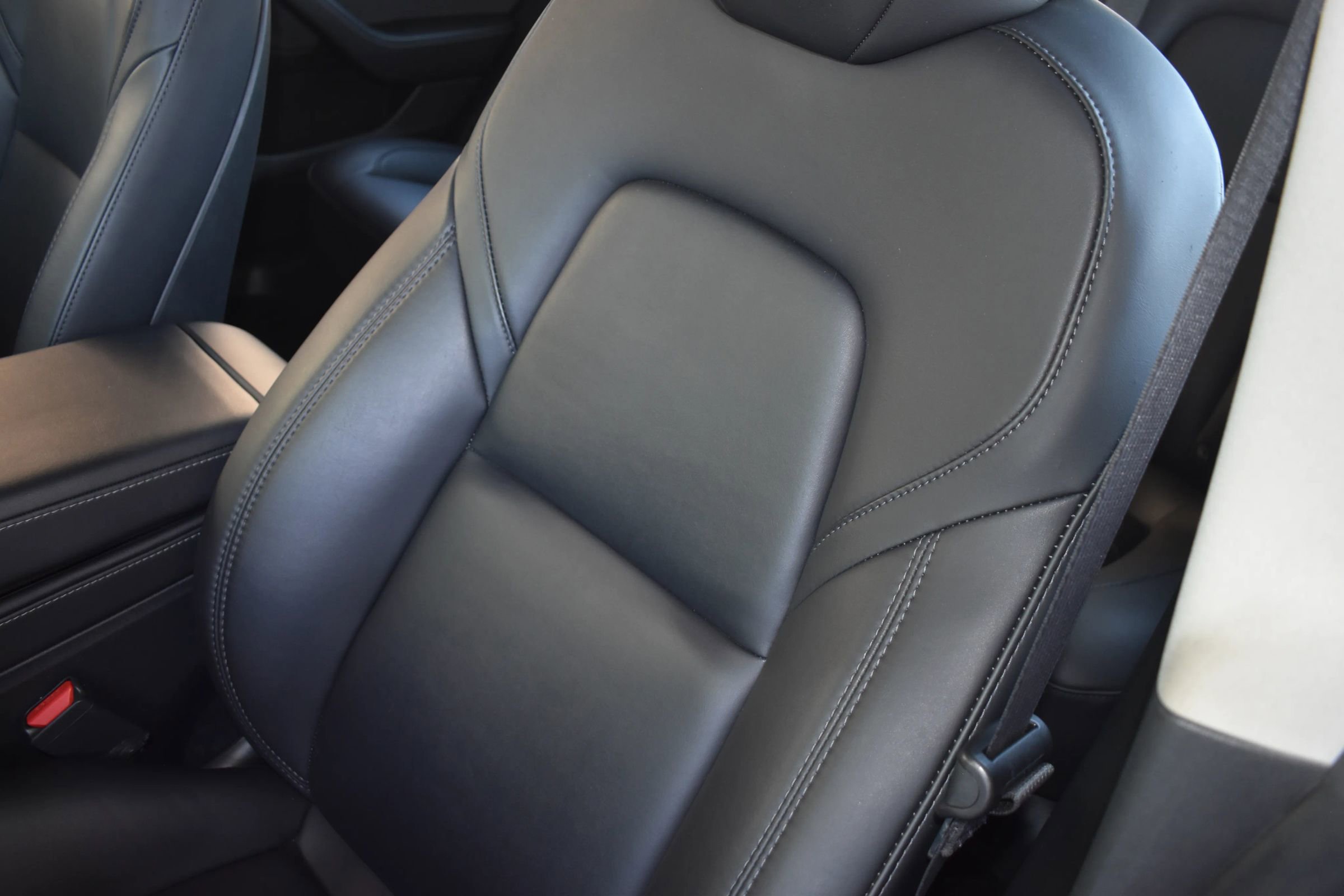 Used 2022 Tesla Model 3 Standard Range RWD image 13