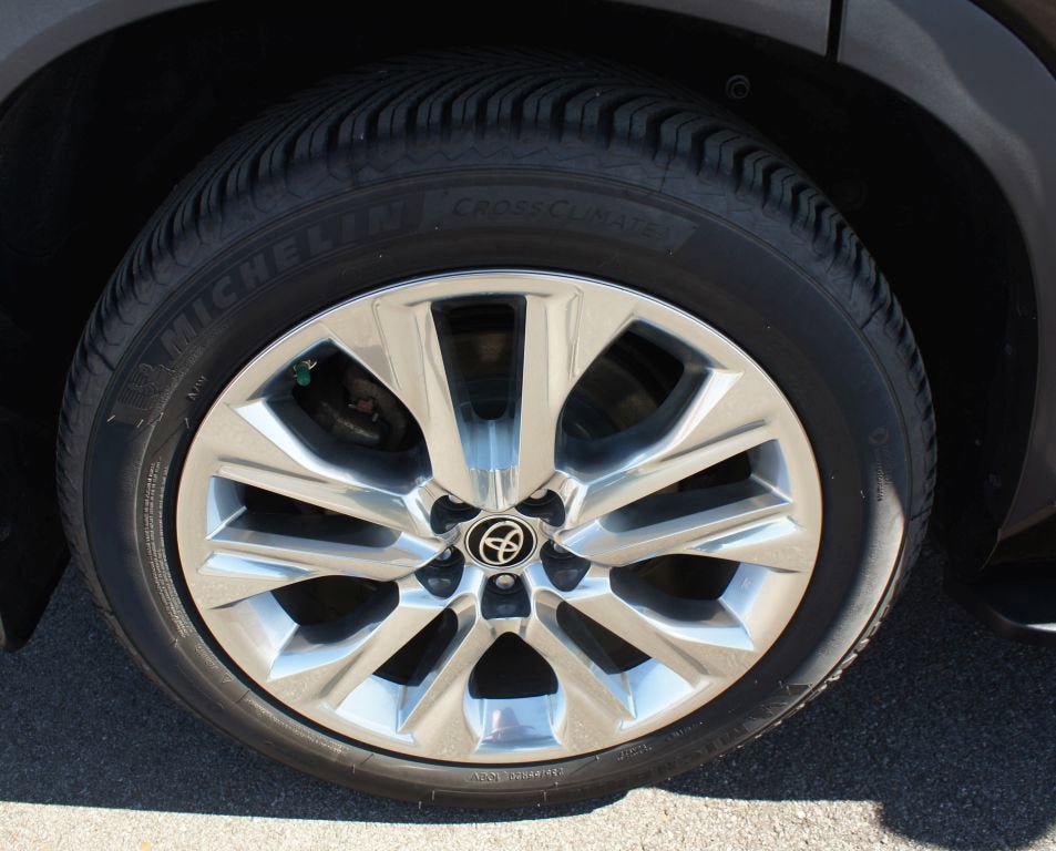 Used 2022 Toyota Highlander Limited AWD/4WD image 27