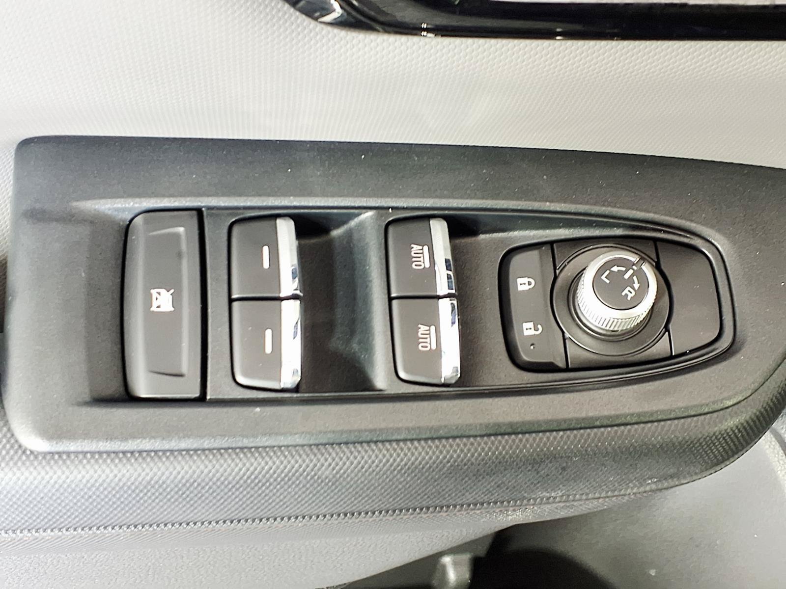 Used 2025 Subaru Forester Sport w/ Popular Package #1 AWD/4WD image 14