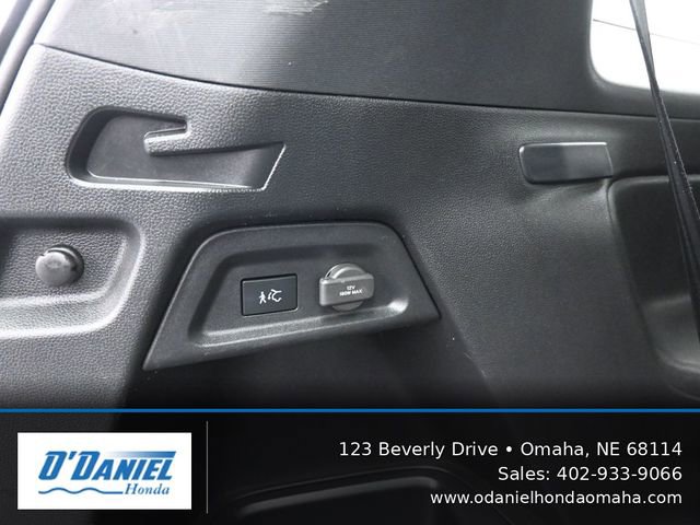 Used 2025 Honda Pilot Black Edition image 40