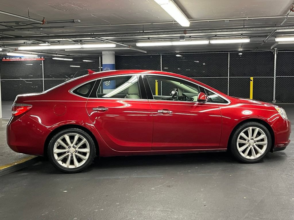 Used 2013 Buick Verano Leather FWD image 36