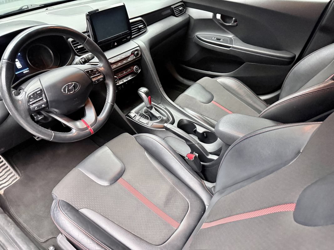 Used 2020 Hyundai Veloster Turbo FWD image 9