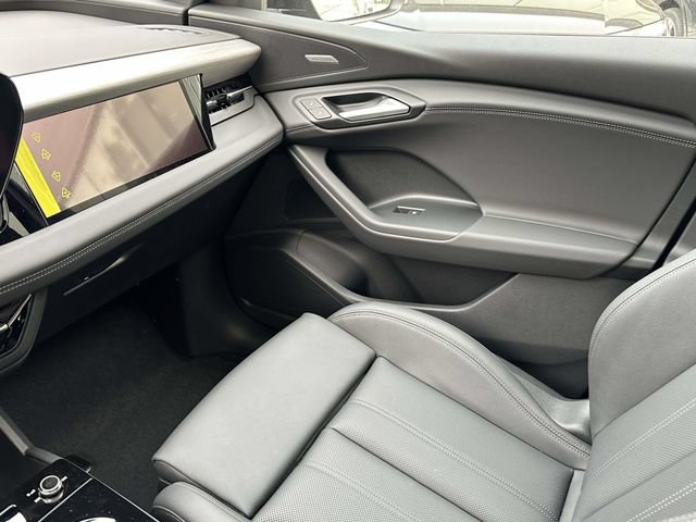 New 2027 Audi Q6 e-tron Premium Plus AWD/4WD image 13