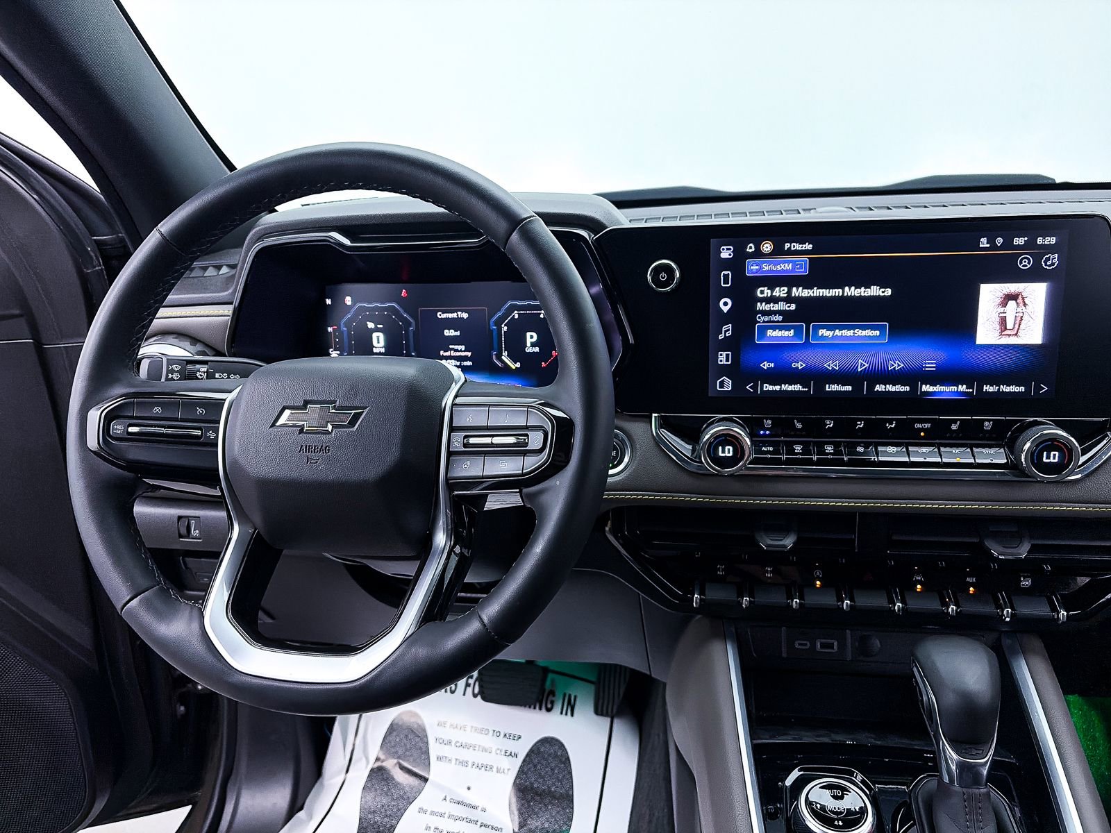 Used 2023 Chevrolet Colorado ZR2 w/ ZR2 Convenience Package III image 5