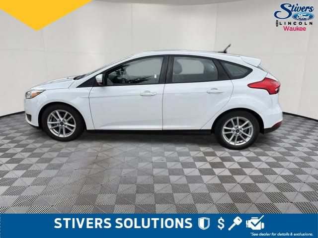 Used 2015 Ford Focus SE w/ SE Cold Weather Package FWD image 11