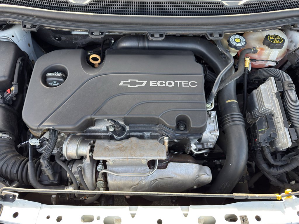 Used 2017 Chevrolet Cruze Premier image 36