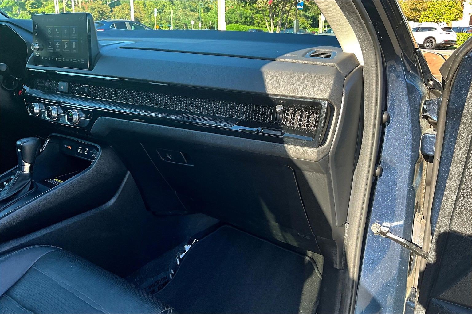Used 2024 Honda CR-V EX-L image 16