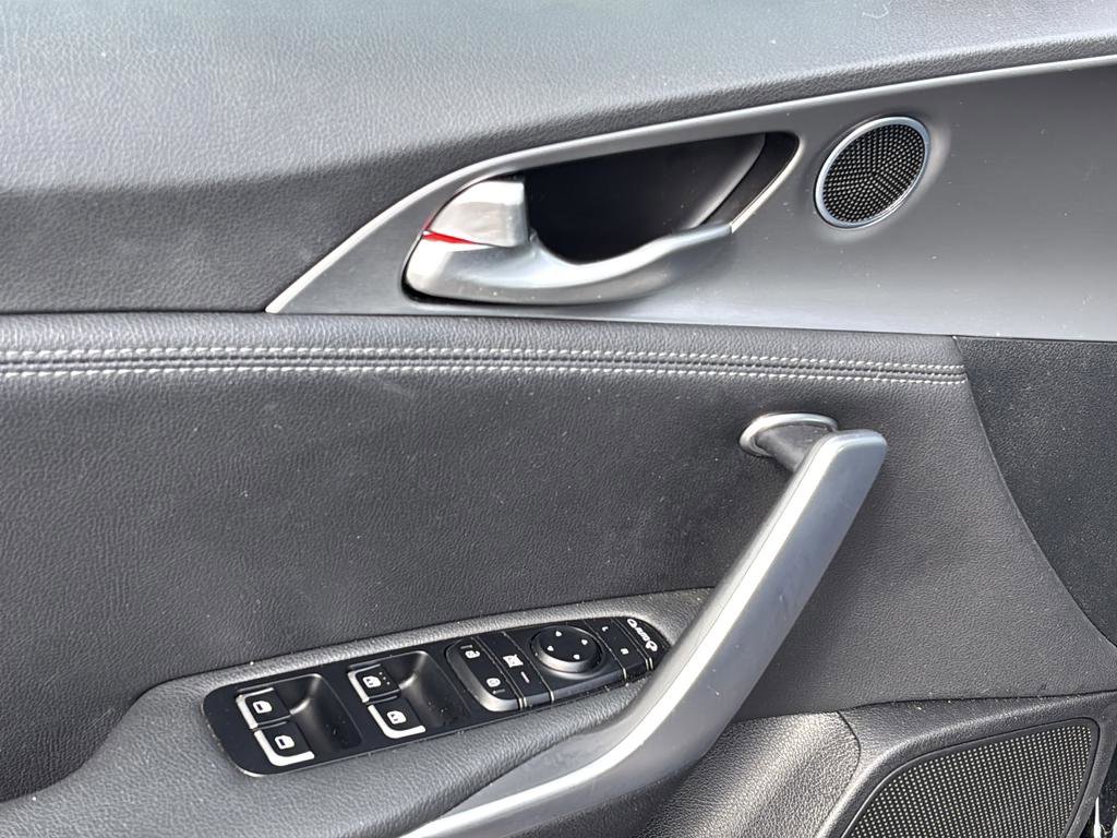 Used 2020 Kia Stinger GT image 16