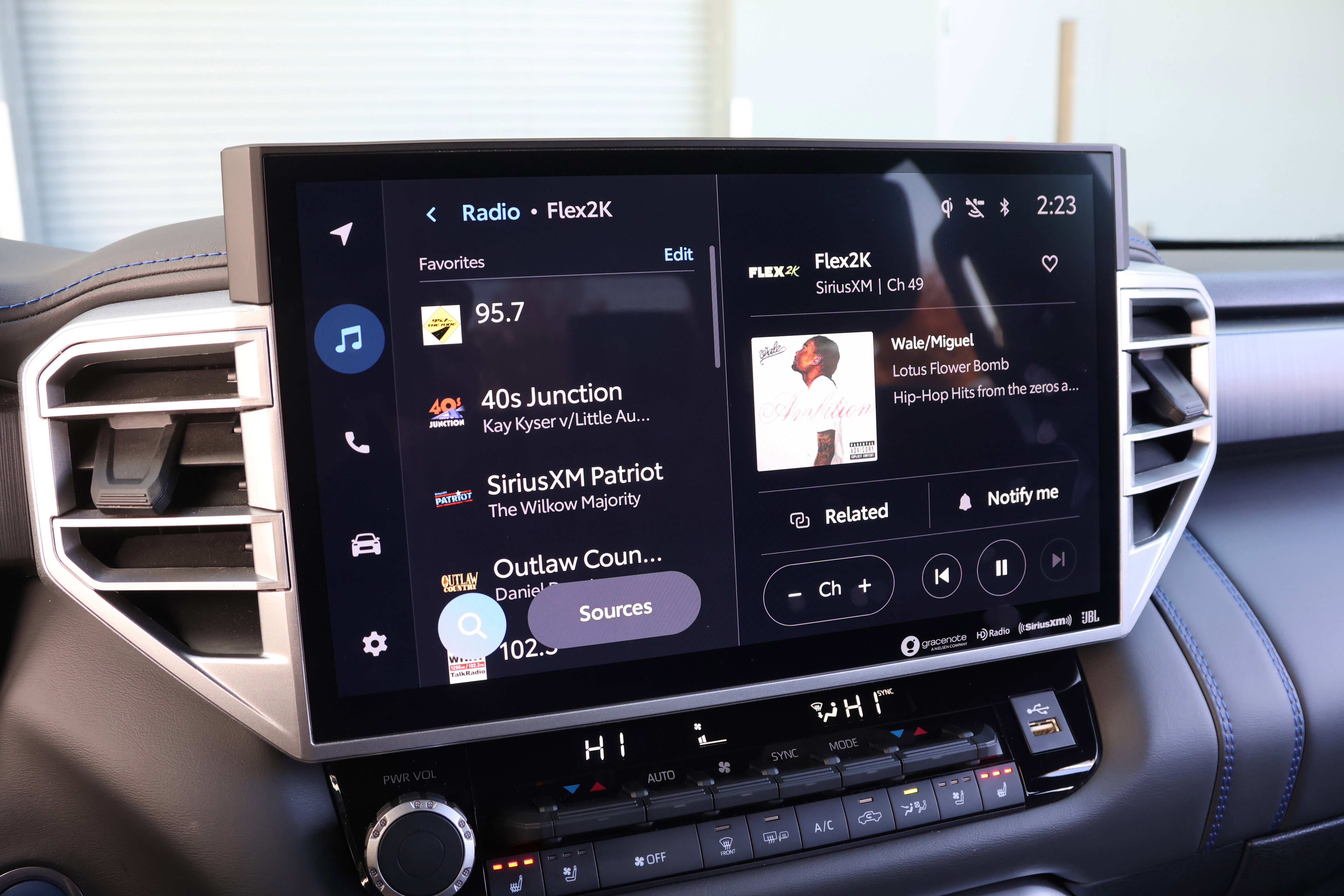 Used 2023 Toyota Tundra Platinum image 24