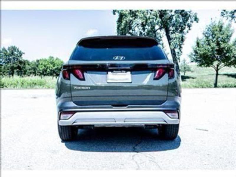 New 2025 Hyundai Tucson SEL image 5