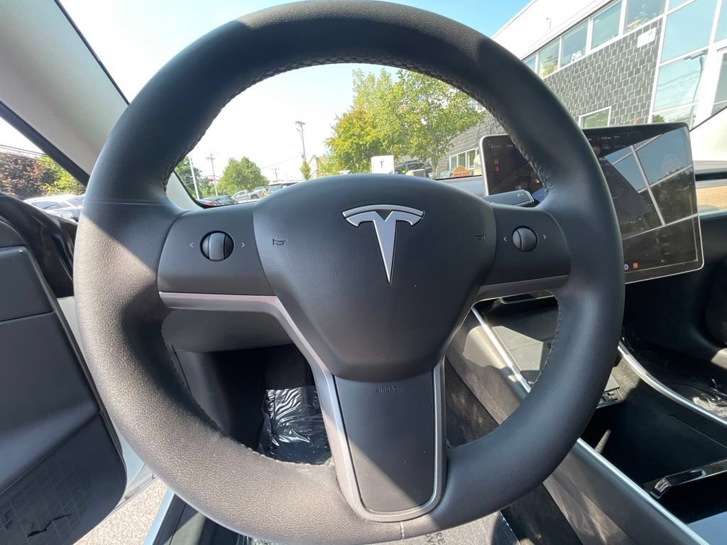 Used 2020 Tesla Model 3 Long Range AWD/4WD image 11