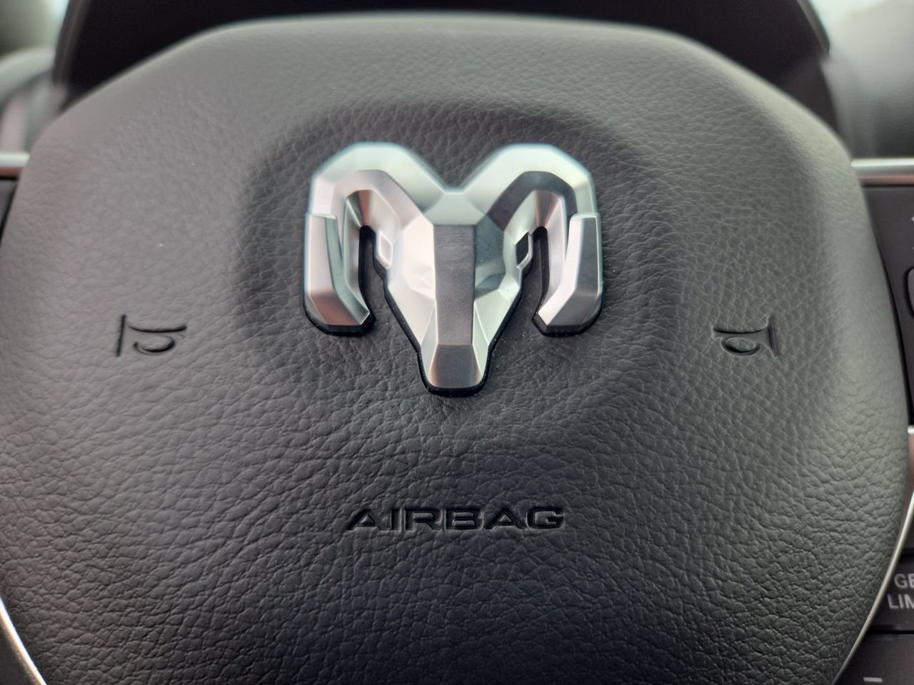 New 2026 RAM 1500 Express AWD/4WD image 22