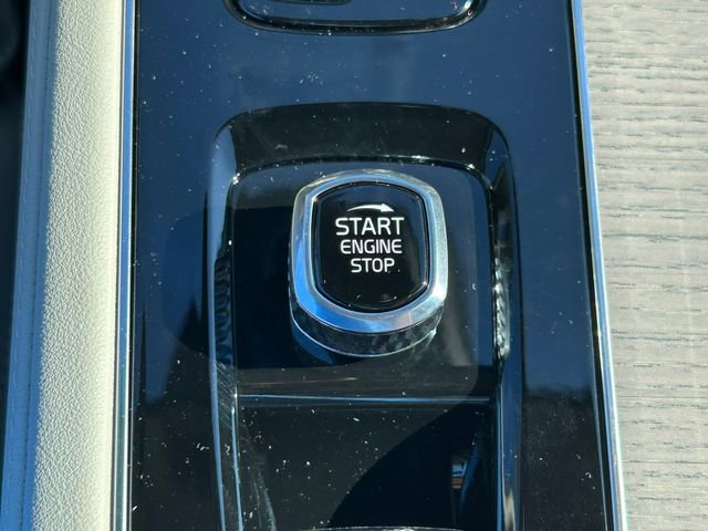 New 2026 Volvo XC90 B6 Ultra image 24