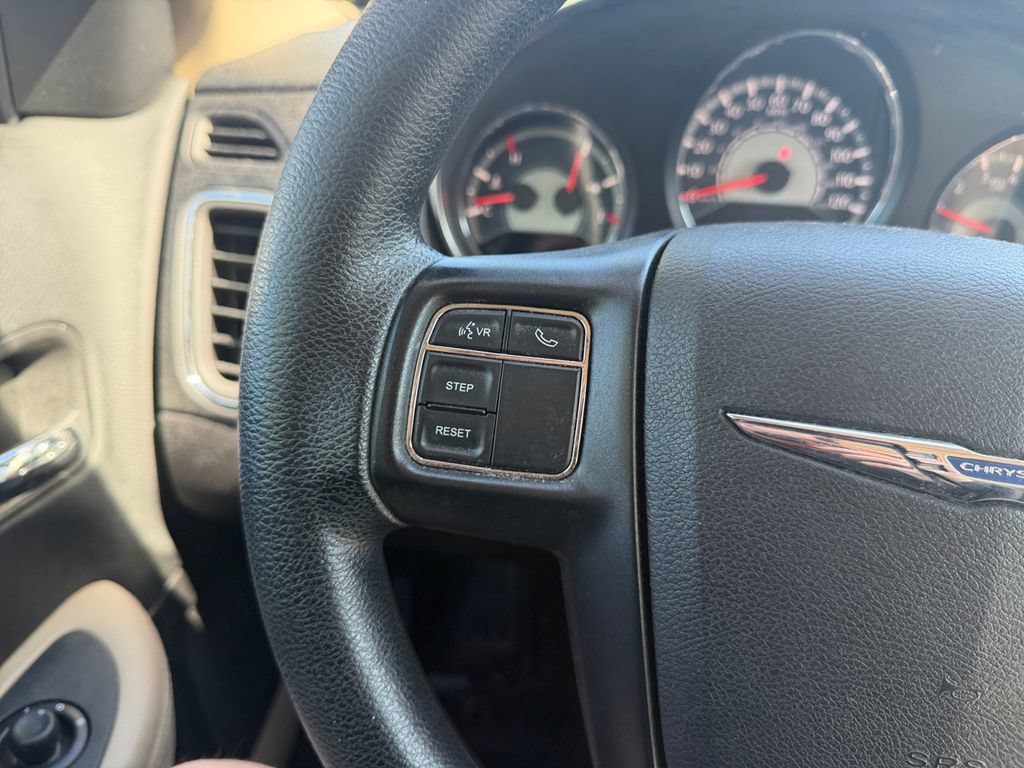 Used 2013 Chrysler 200 LX FWD image 26