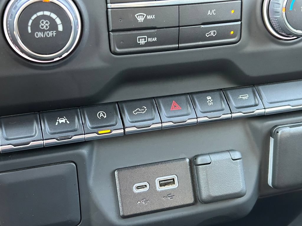 Used 2024 Chevrolet Silverado 1500 Custom RWD image 27