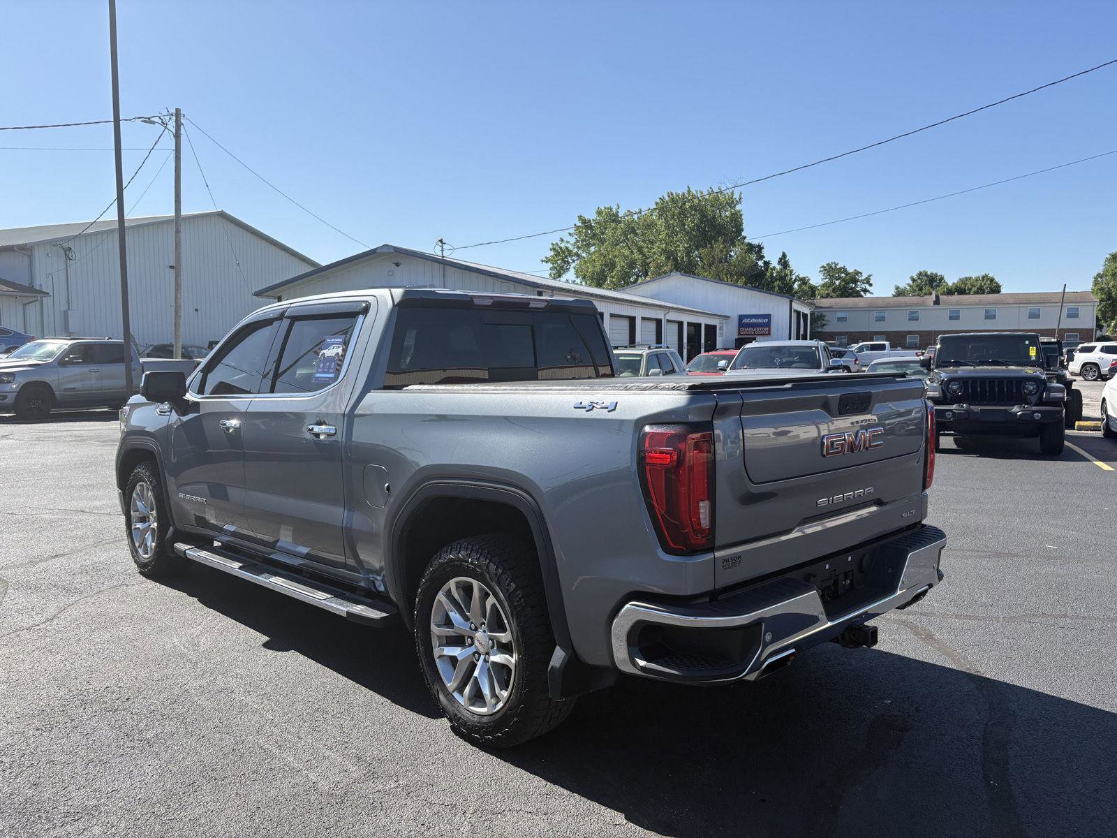 Used 2019 GMC Sierra 1500 SLT w/ SLT Premium Plus Package AWD/4WD image 22