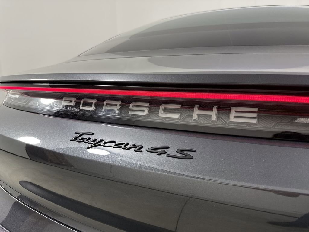 Certified 2025 Porsche Taycan 4S image 18