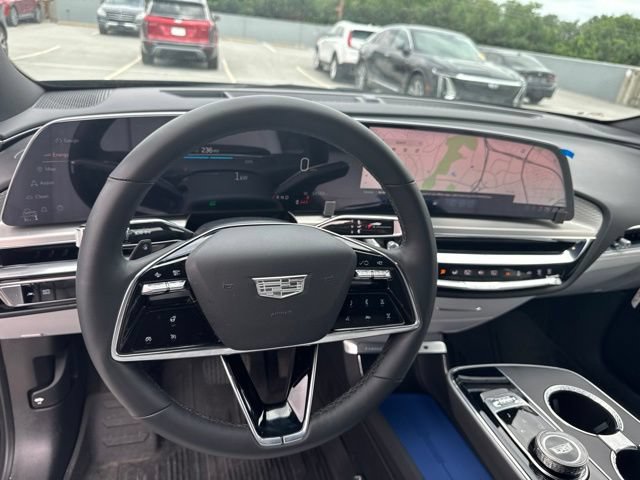 Used 2024 Cadillac Lyriq Sport w/ LPO, Floor Liner Package AWD/4WD image 9