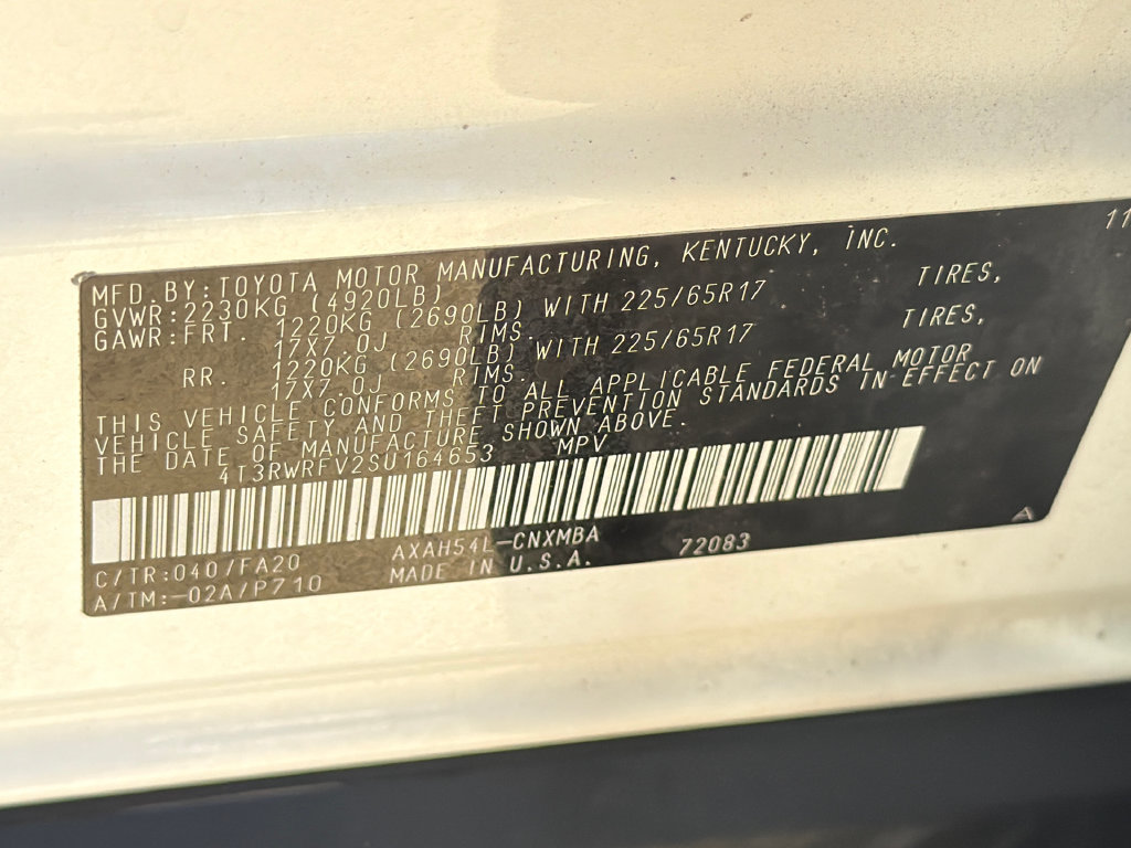 Used 2025 Toyota RAV4 XLE AWD/4WD image 33