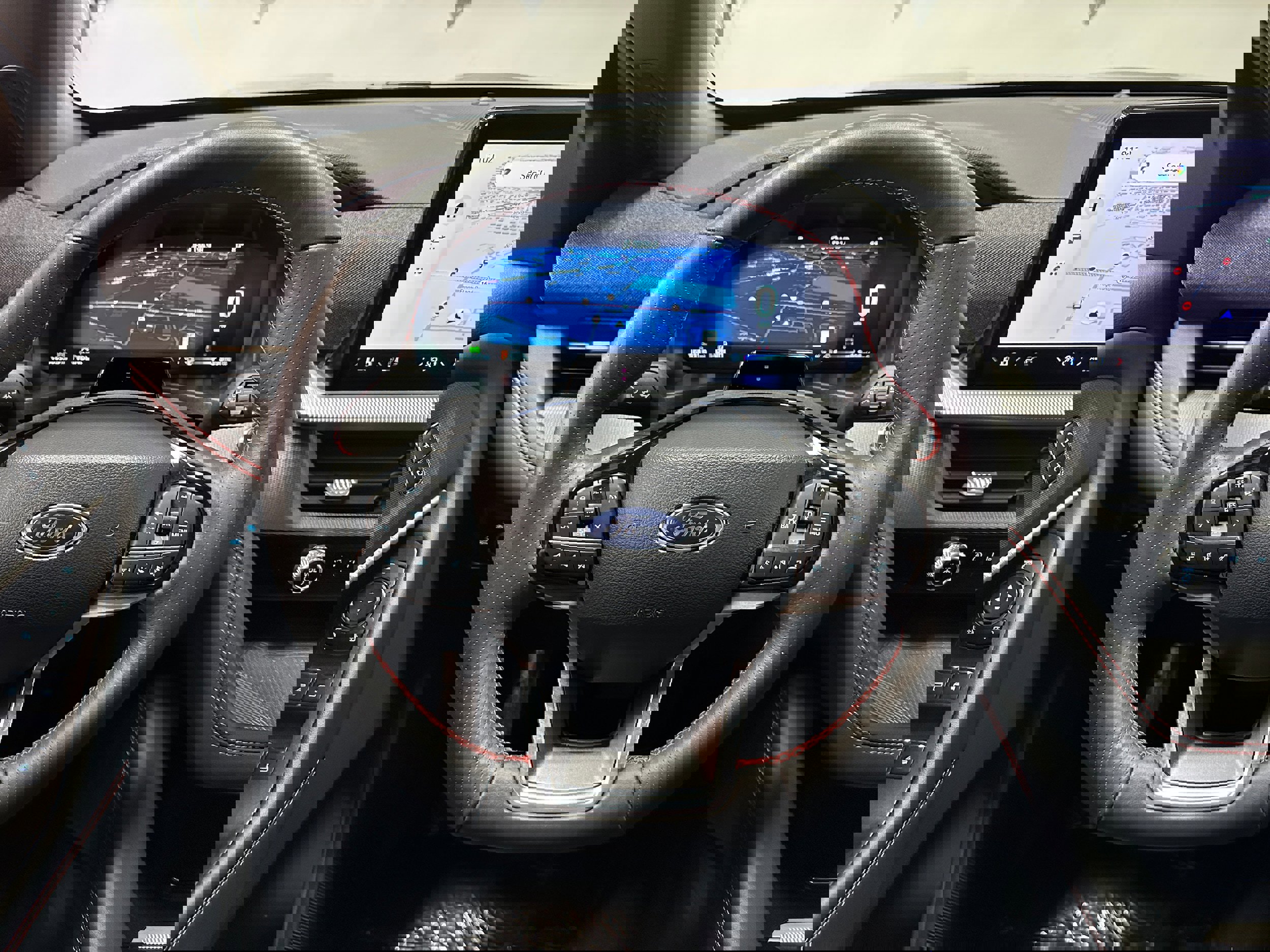 Certified 2025 Ford Explorer ST-Line image 14