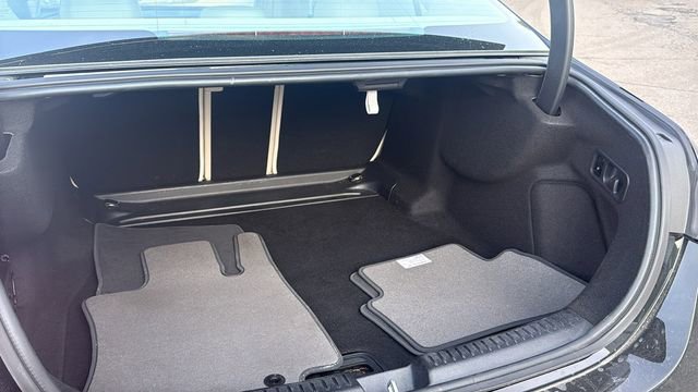 Certified 2025 Mercedes-Benz E 350 4MATIC Sedan image 17