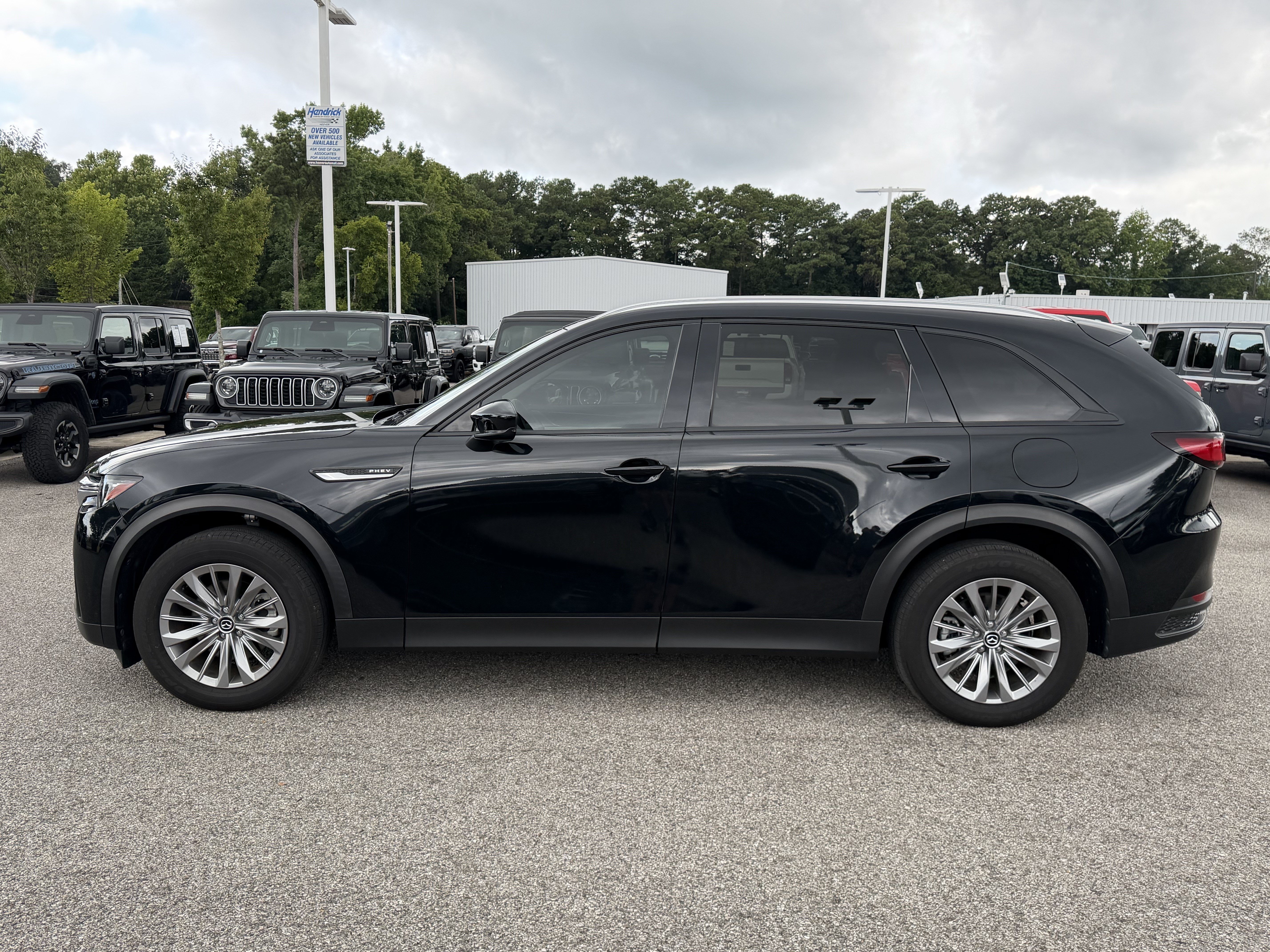 Used 2025 MAZDA CX-90 Plug-In Hybrid w/ Preferred AWD/4WD image 13