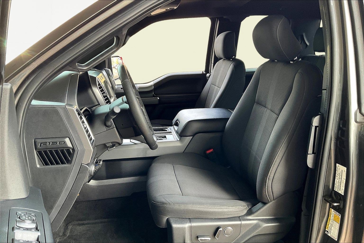 Used 2016 Ford F150 XLT w/ Equipment Group 302A Luxury image 21