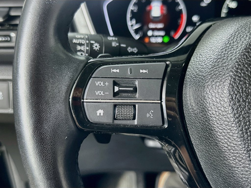 Used 2023 Honda Pilot Touring image 26