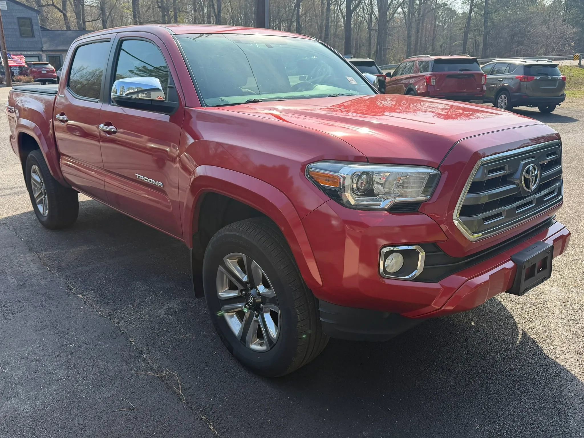 Used 2017 Toyota Tacoma Limited image 5