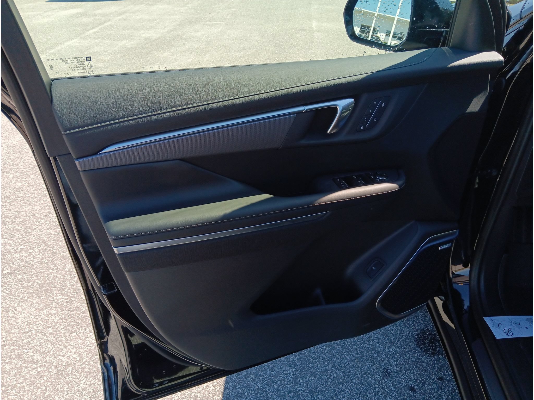 New 2026 Buick Enclave Sport Touring w/ Power Package FWD image 8