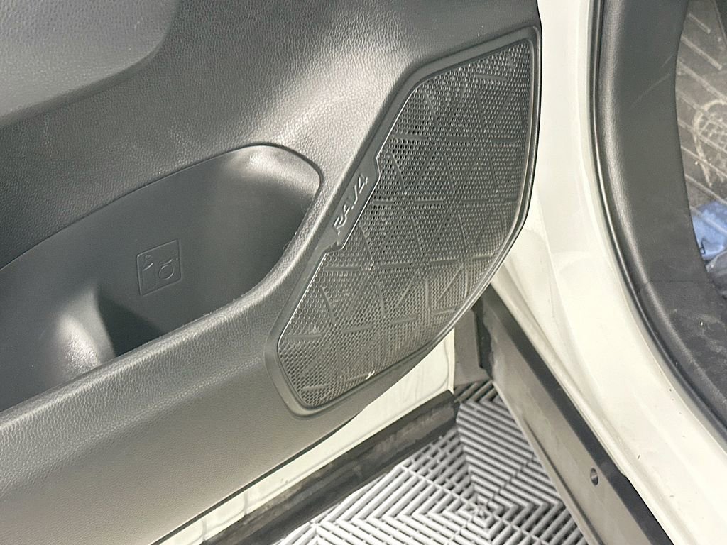 Used 2023 Toyota RAV4 XLE w/ Convenience Package image 27