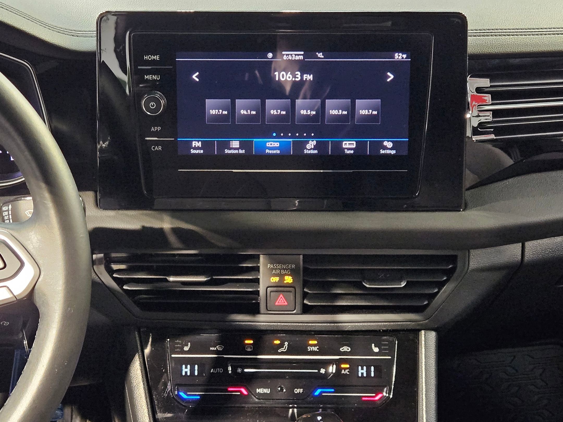 Used 2025 Volkswagen Jetta Sport image 16