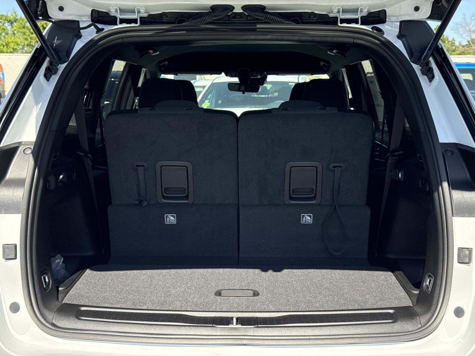 New 2026 Jeep Grand Cherokee L Laredo image 29