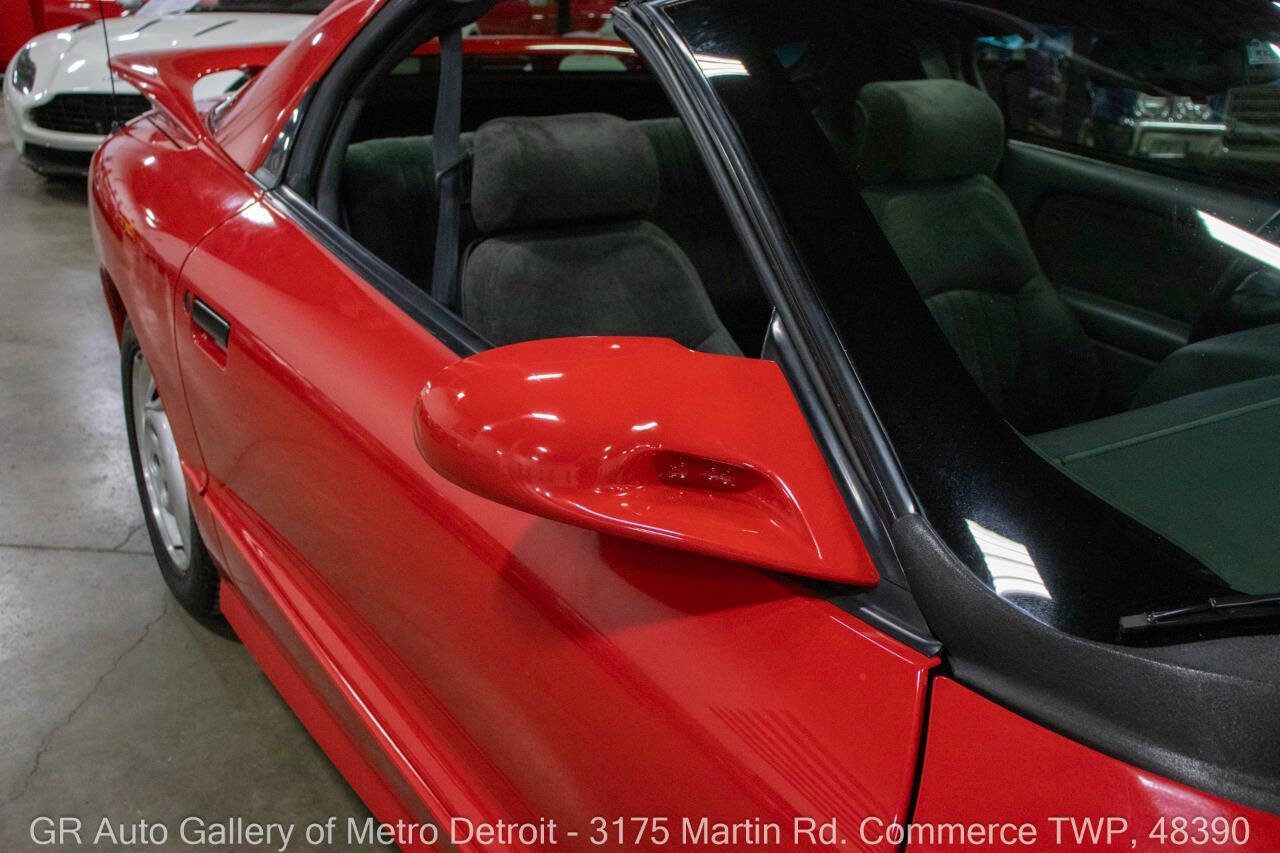 Used 1993 Pontiac Firebird Trans Am image 38