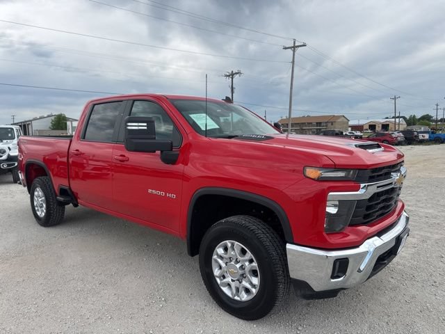 Used 2025 Chevrolet Silverado 2500 LT w/ Convenience Package AWD/4WD image 1