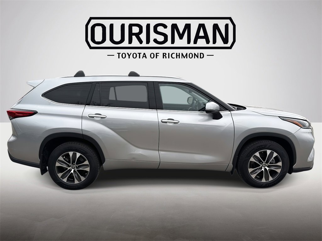 Used 2021 Toyota Highlander XLE image 8