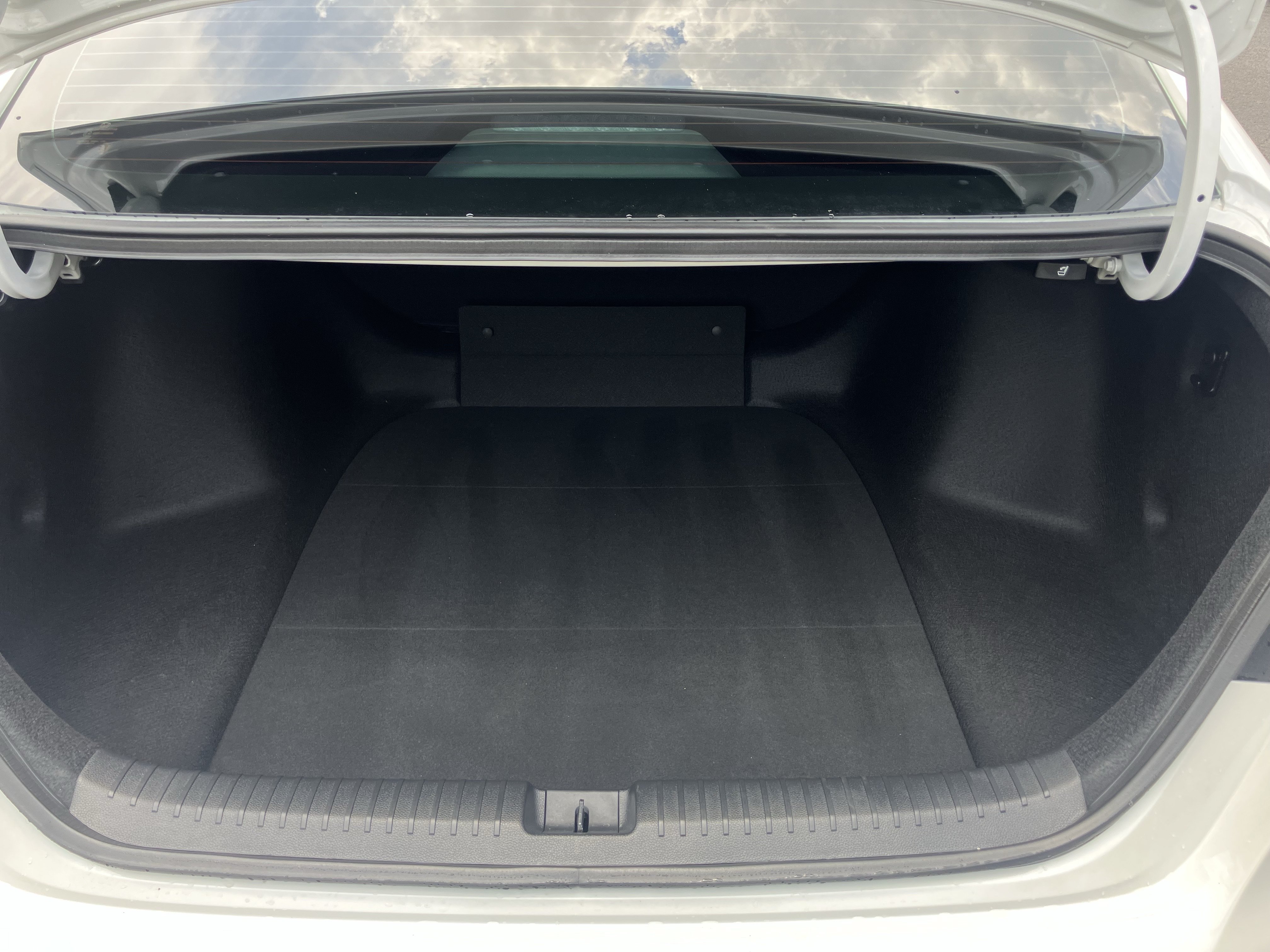 Used 2025 Honda Accord LX image 33
