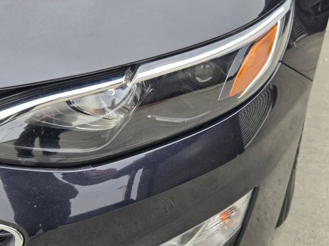 Used 2023 Chevrolet Malibu LT image 32