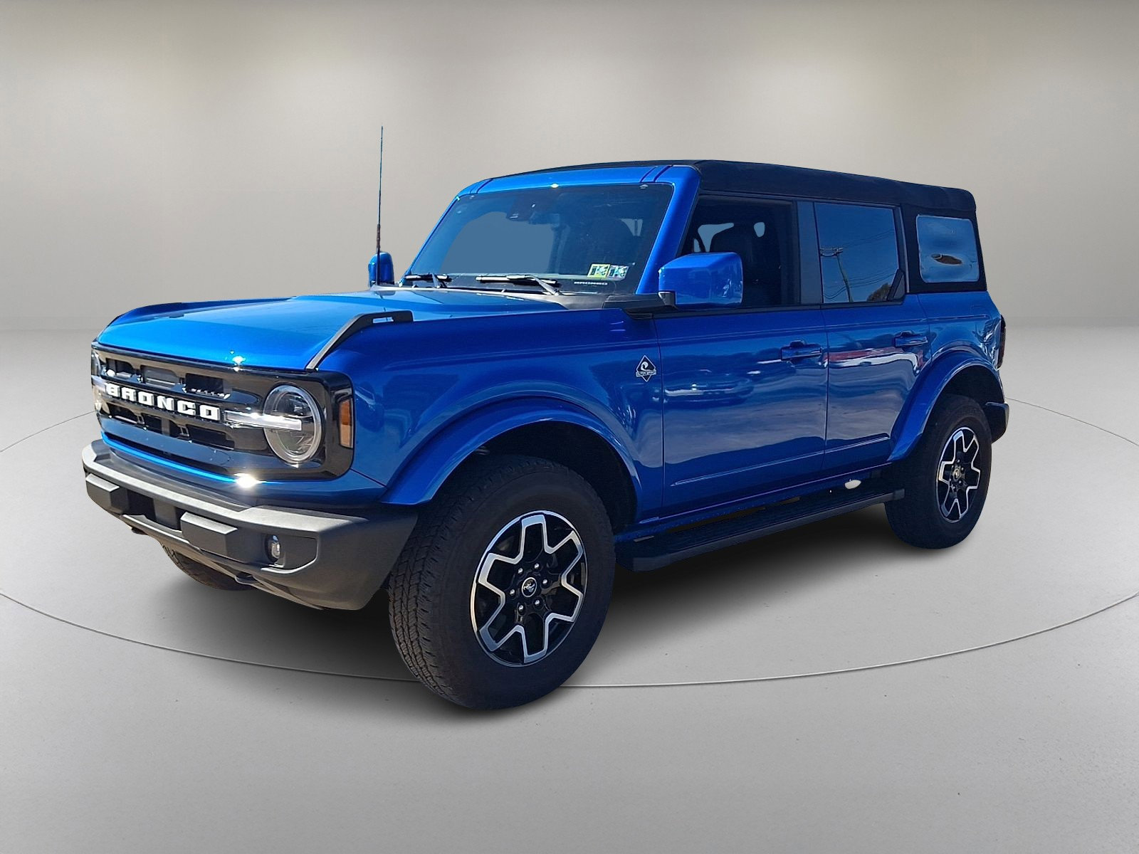 Used 2024 Ford Bronco Outer Banks image 5