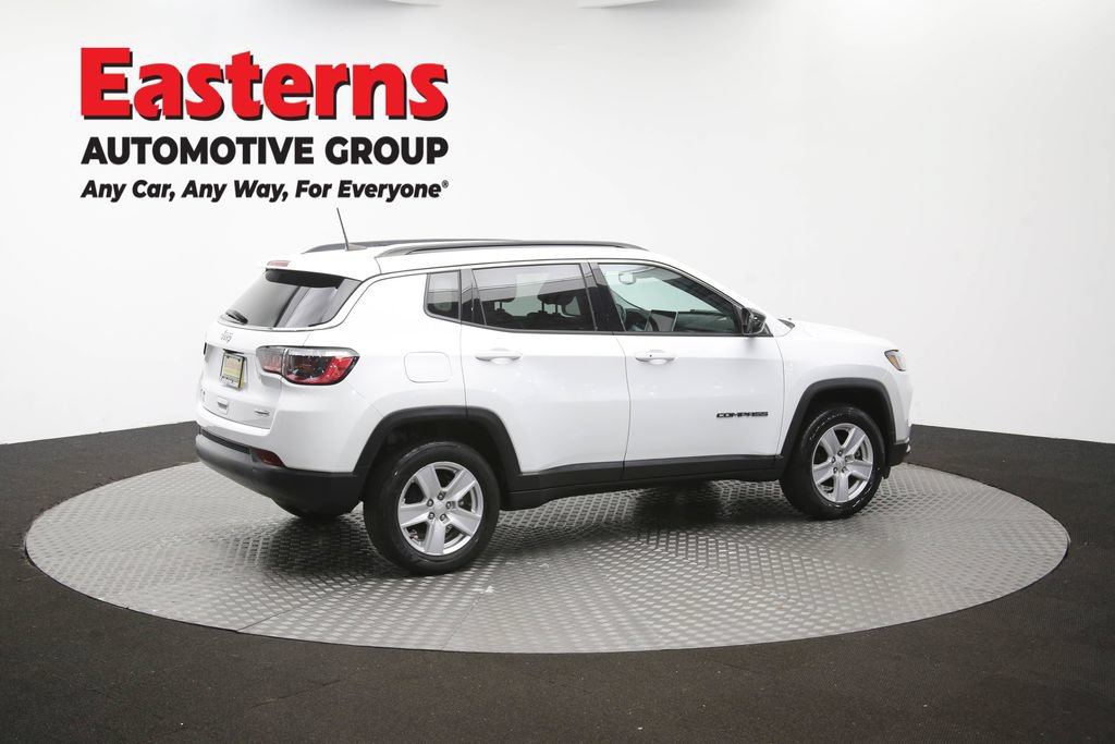 Used 2022 Jeep Compass Latitude w/ Convenience Group AWD/4WD image 42
