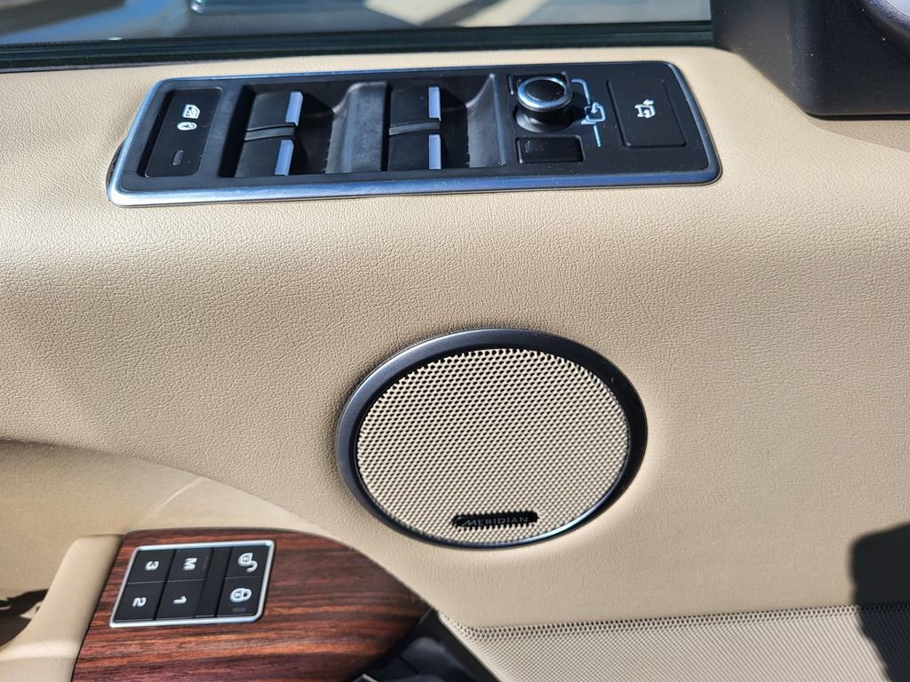 Used 2016 Land Rover Range Rover Long Wheelbase Supercharged image 31