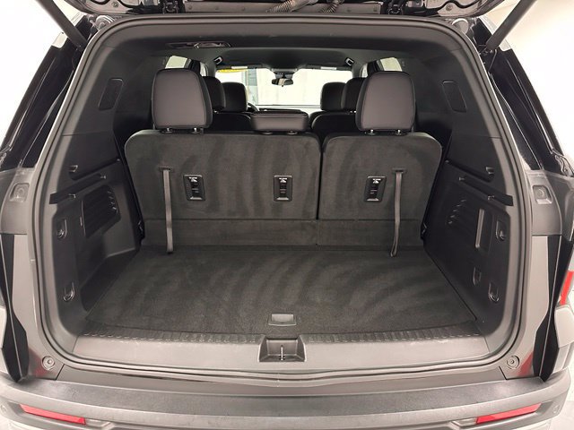 Used 2026 Chevrolet Traverse LT AWD/4WD image 21