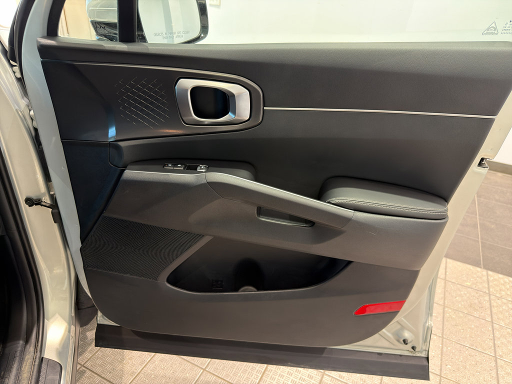 New 2026 Kia Sorento LX image 24