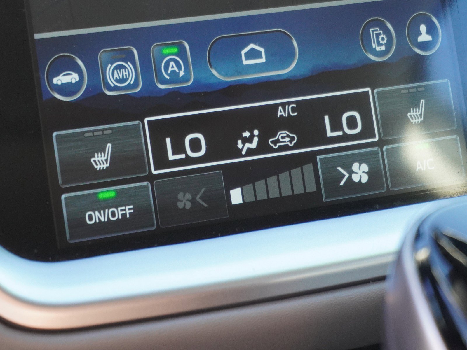 Used 2025 Subaru Outback Premium image 26