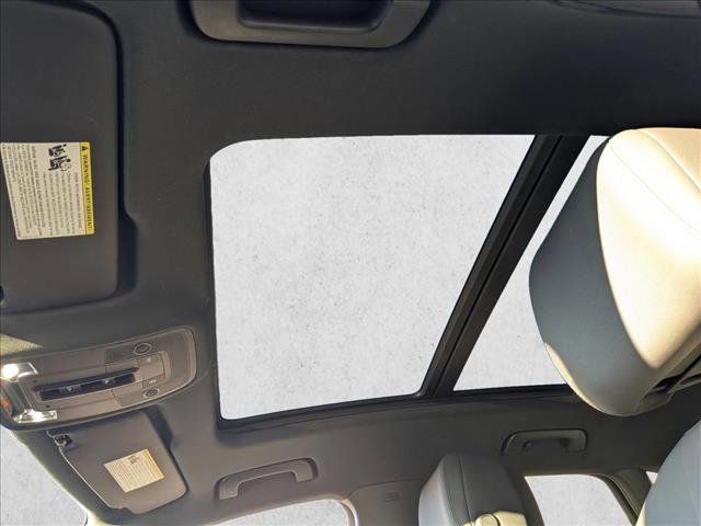 Used 2020 Audi Q3 2.0T Premium w/ Convenience Package image 16