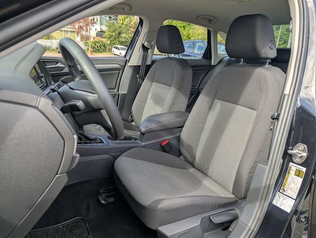 Used 2021 Volkswagen Jetta S w/ Driver Assistance Package FWD image 23