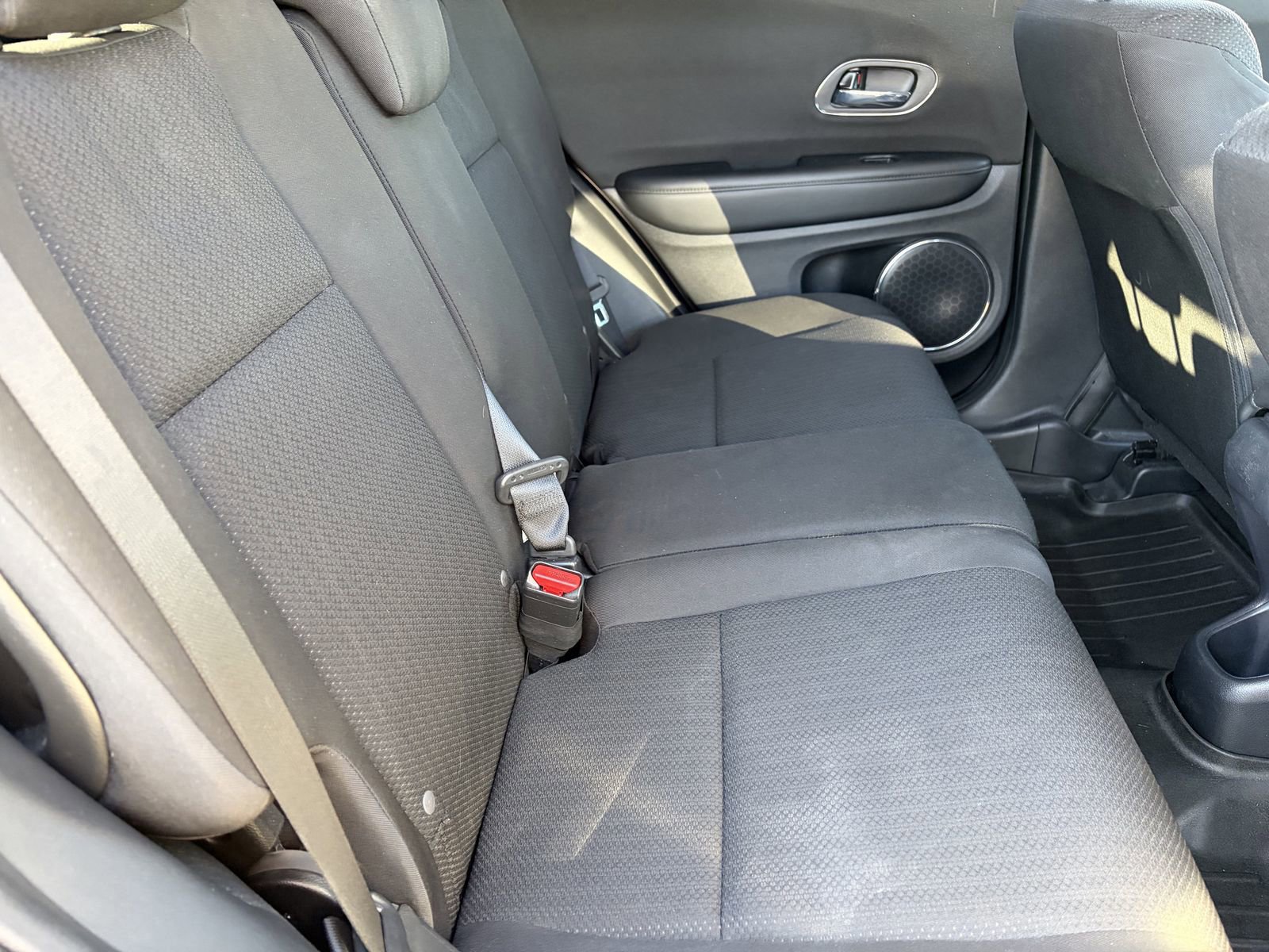 Used 2018 Honda HR-V EX image 14