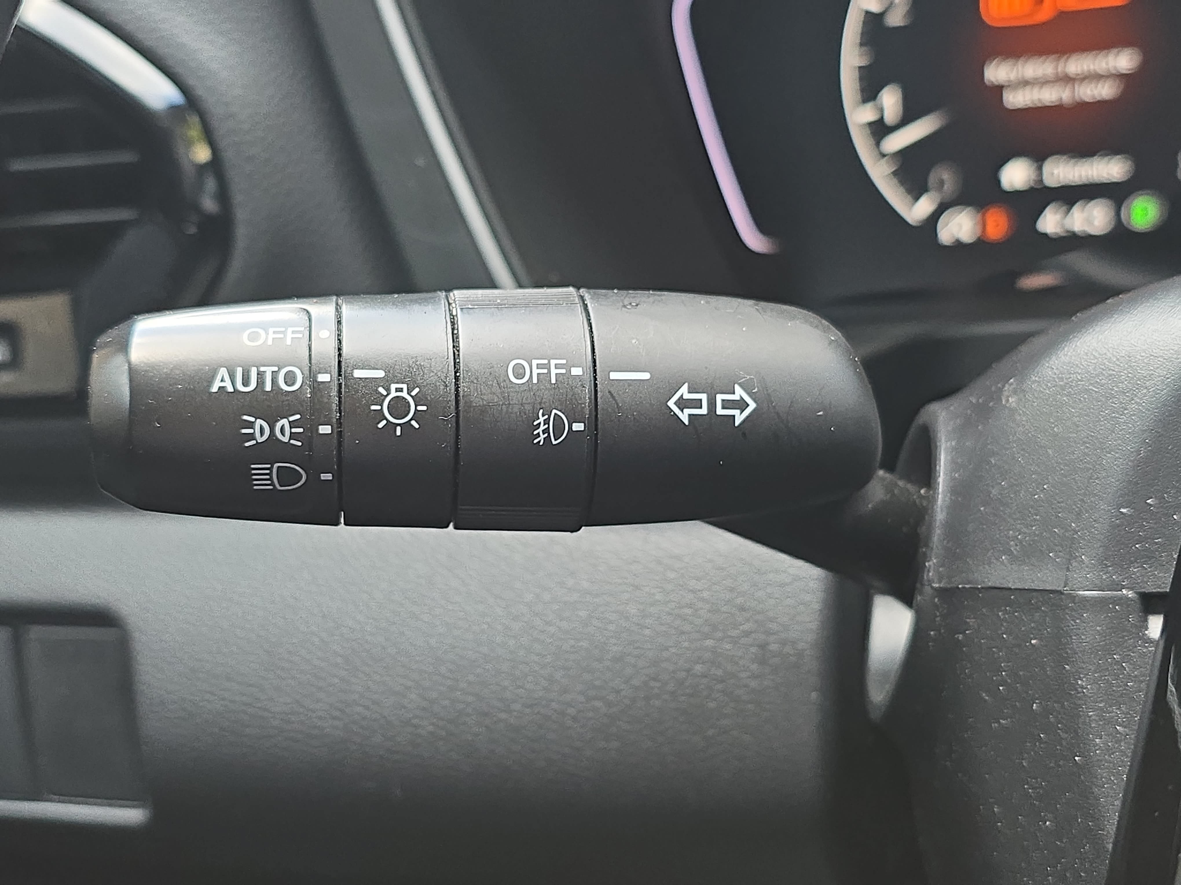Used 2023 Honda Pilot Touring image 28